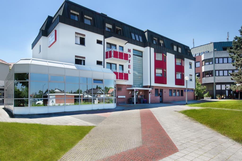 Montana Hotel Oberasbach Exterior foto